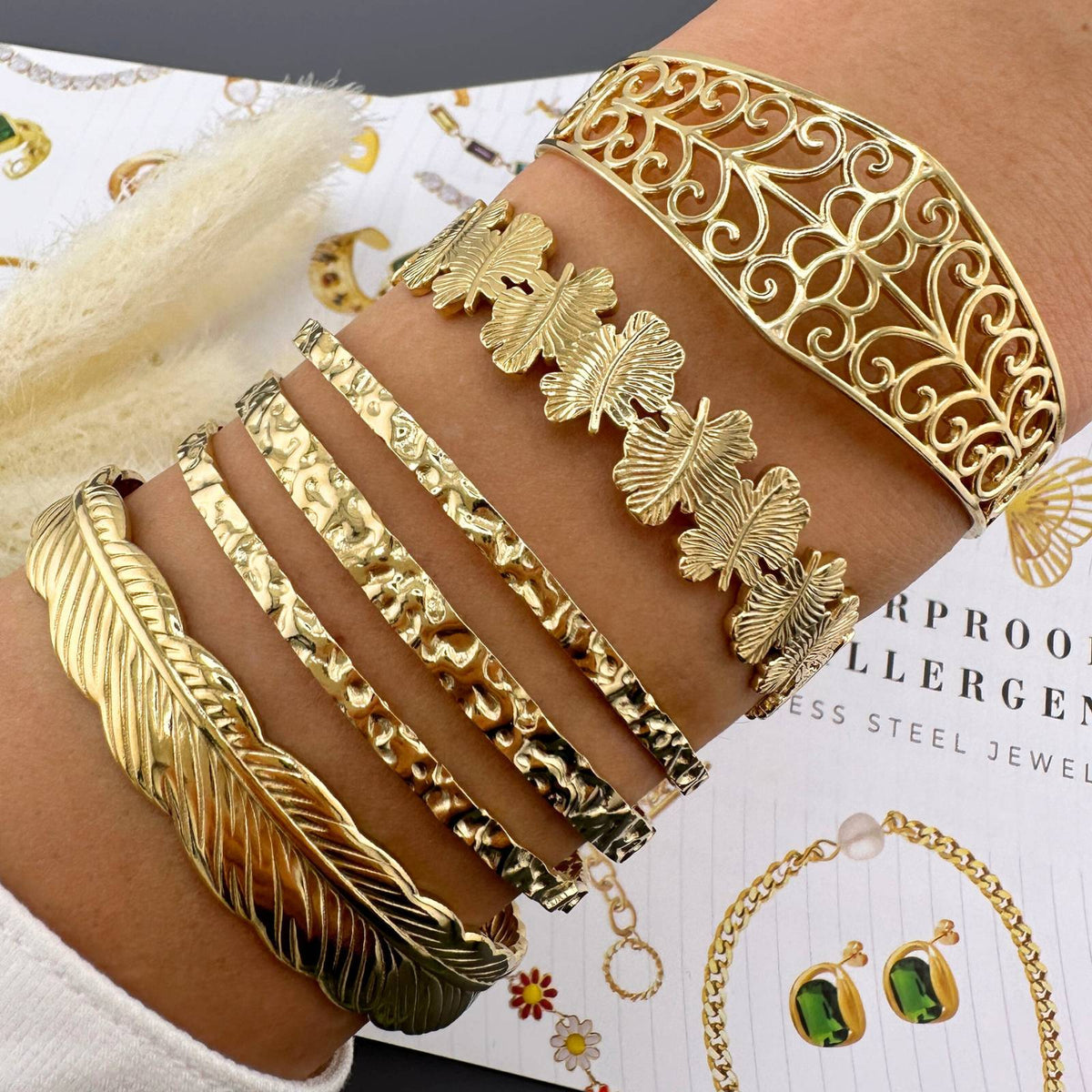 Sylva leaves bracelet
