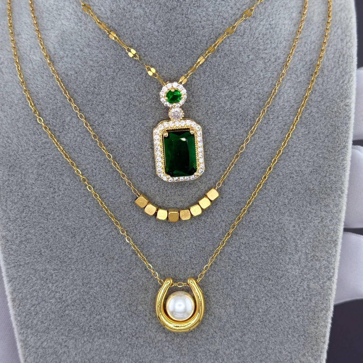 Celine dainty necklace