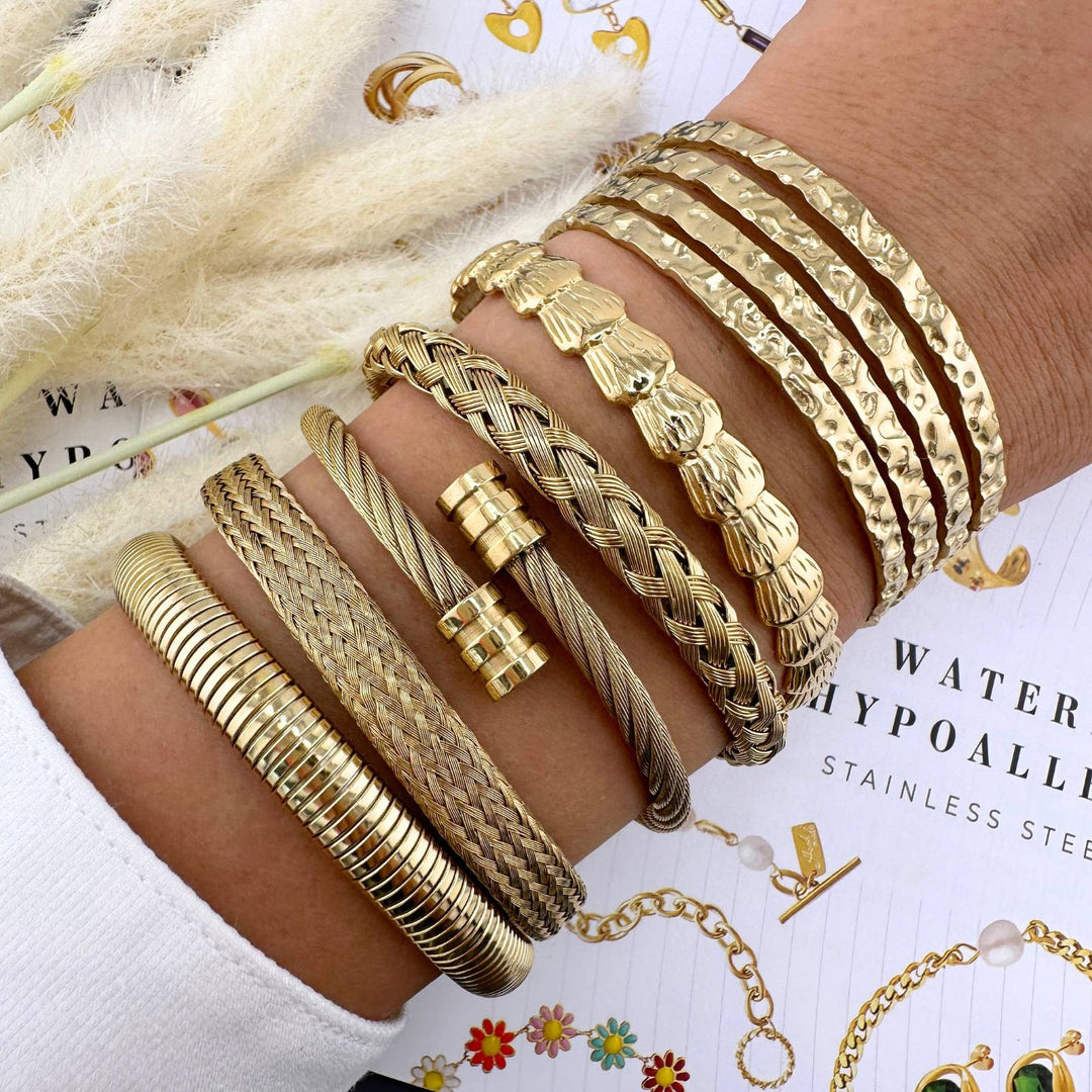 Isolde Gold Bracelet