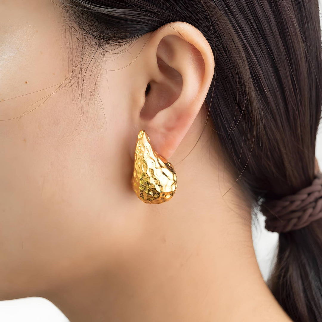 Thalia Teardrop Earrings